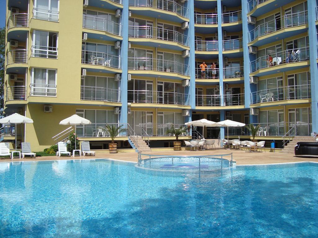 Marack Apartments サニービーチ エクステリア 写真